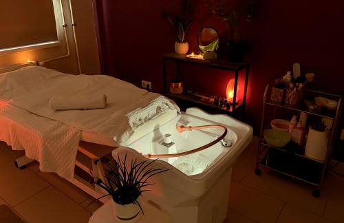 Японское SPA для ног с аквадугой от 65р в "Сирень" в Бресте